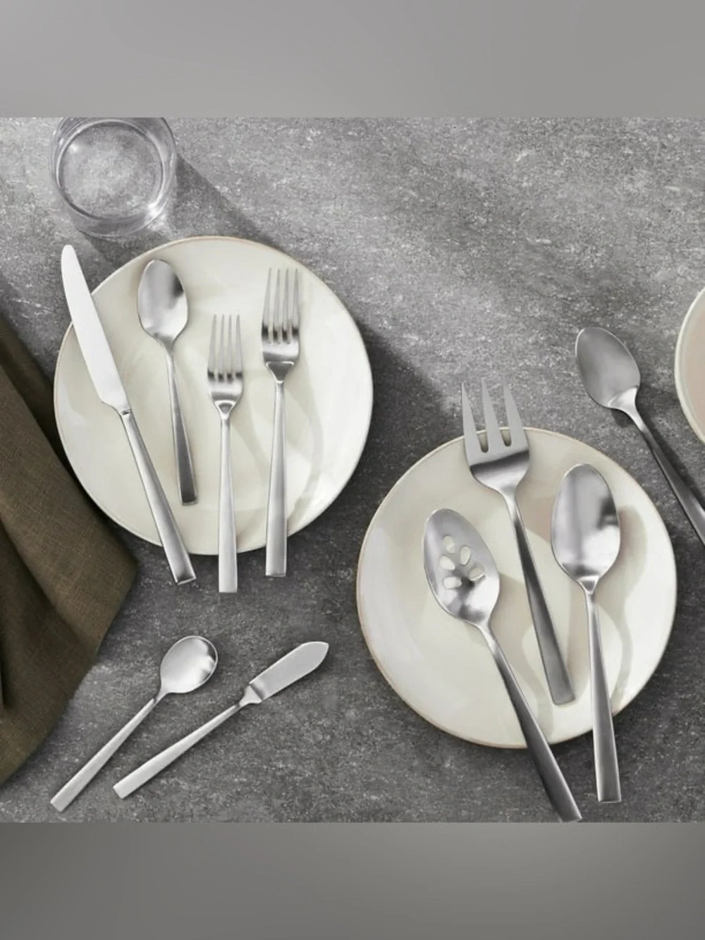 NIB Member's Mark Premium 65 Piece Stainless Steel Flatware Set